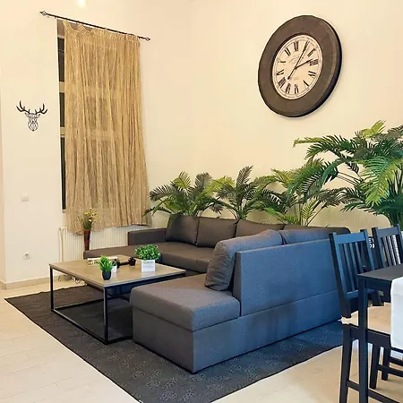 Social Vibe Loft בוקרשט