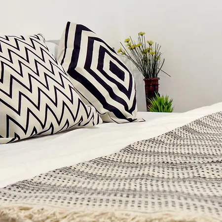 Social Vibe Loft בוקרשט